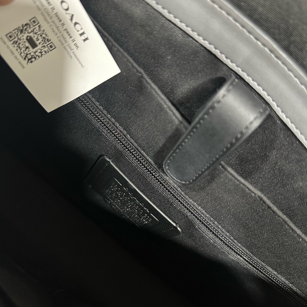 Coach Black Leather Men's Messenger Bag - Picture 5 of 9